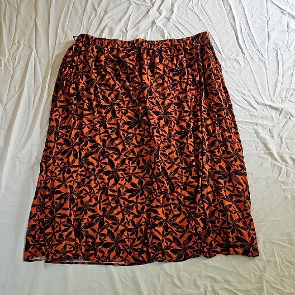 Ava & Viv Women's Plus Size 3X Rust Floral Print Skirt with Pockets Flawed New - Picture 1 of 15